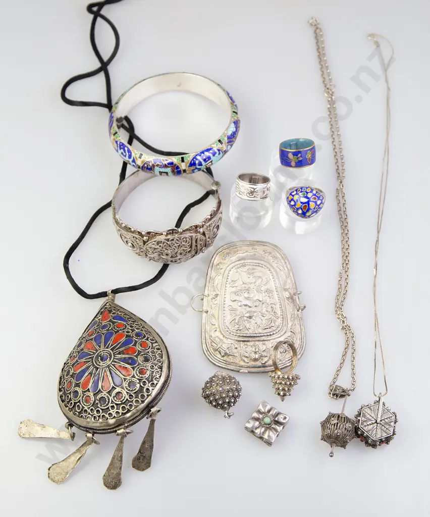Collection Asian Tribal Jewellery Image 1++