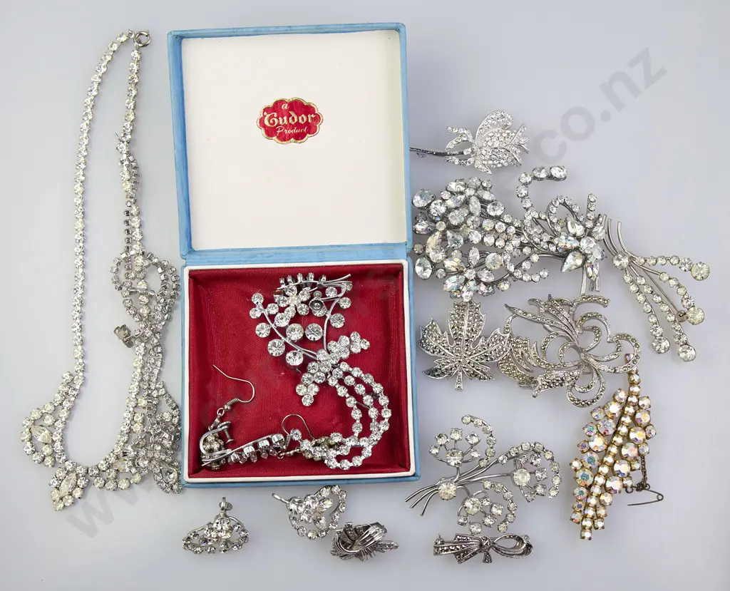 Collection Diamonte Jewellery Image 1++