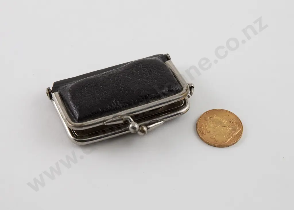 1925 Gold Sovereign Image 1++