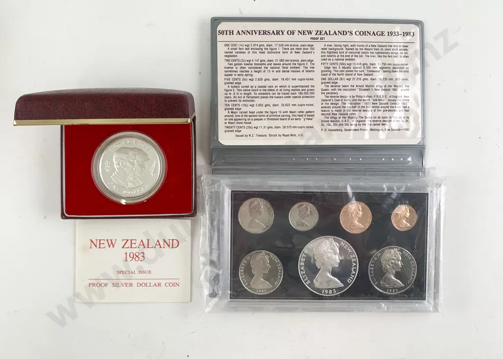 NZ 1983 Proof Coin Set Image 1++