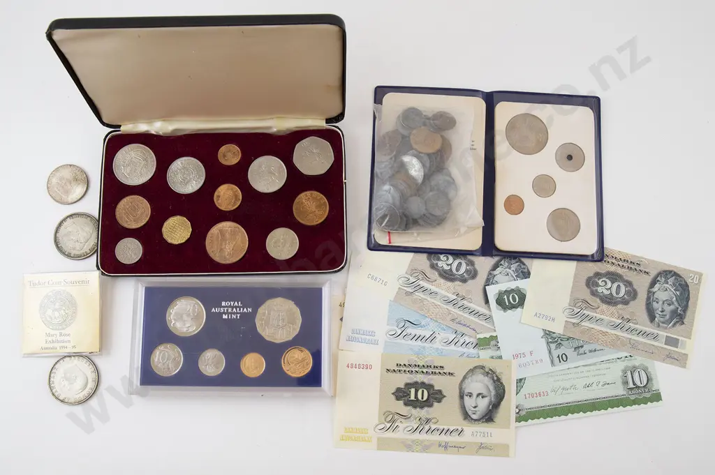 World Coin Sets Image 1++
