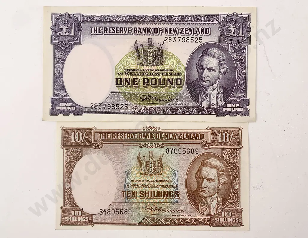 NZ Fleming One Pound Note and Ten Shilling Note Image 1++