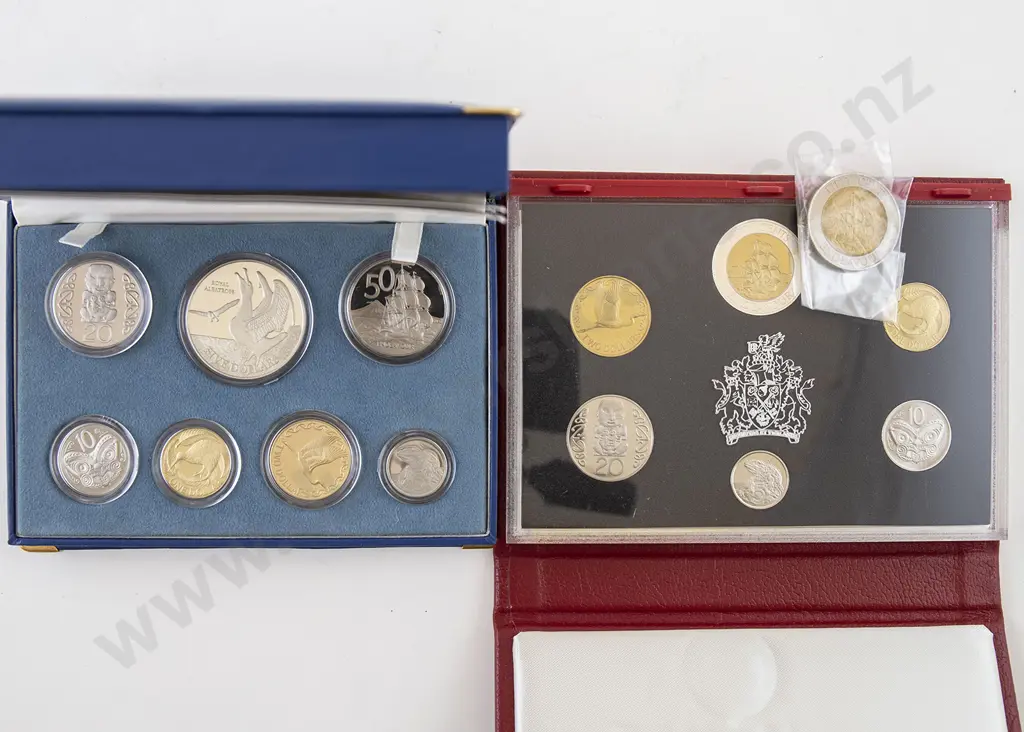 NZ 1994 and 1998 Proof Coin Sets Image 1++