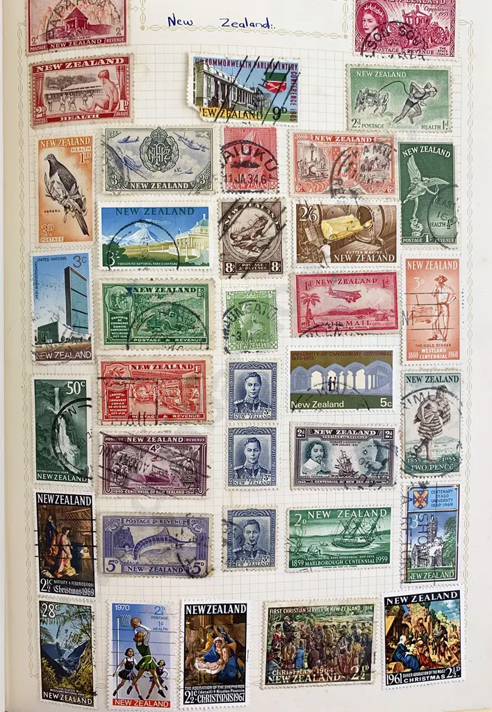 Six Small Vintage Stamp Albums Image 1++