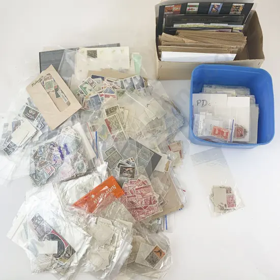 Qty NZ and World Loose Semi-Sorted Stamps