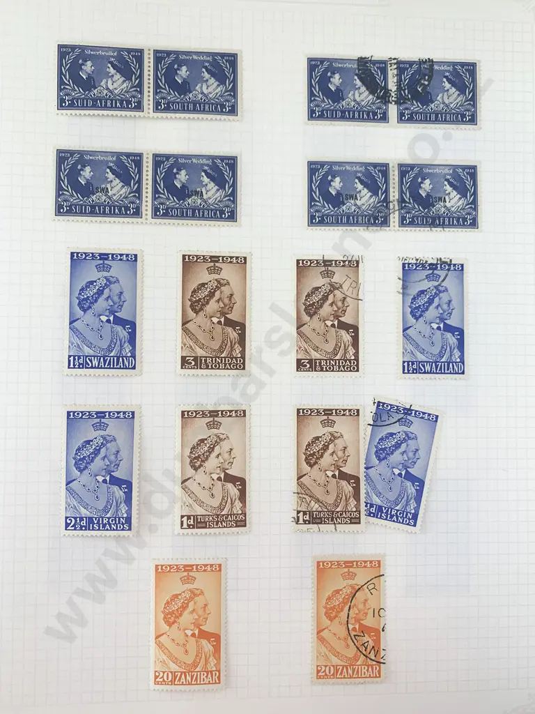 Qty Loose Stamp Album Sheets of World Stamps Image 1++