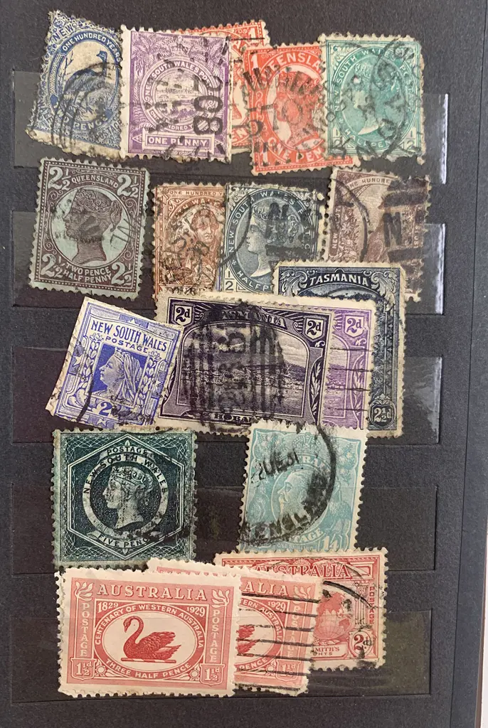 Small Qty Vintage Stamps Image 1++