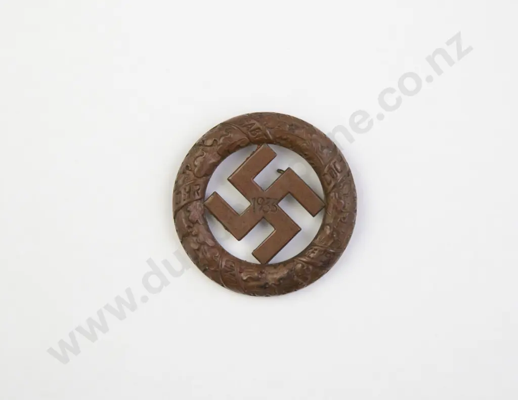 WWII German Gau Munich 1933 Pin Image 1++