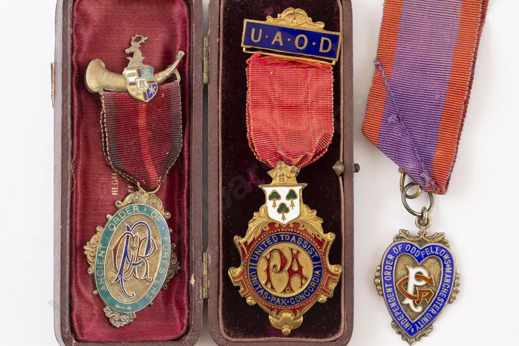 Three Vintage Lodge Medals Image 1++