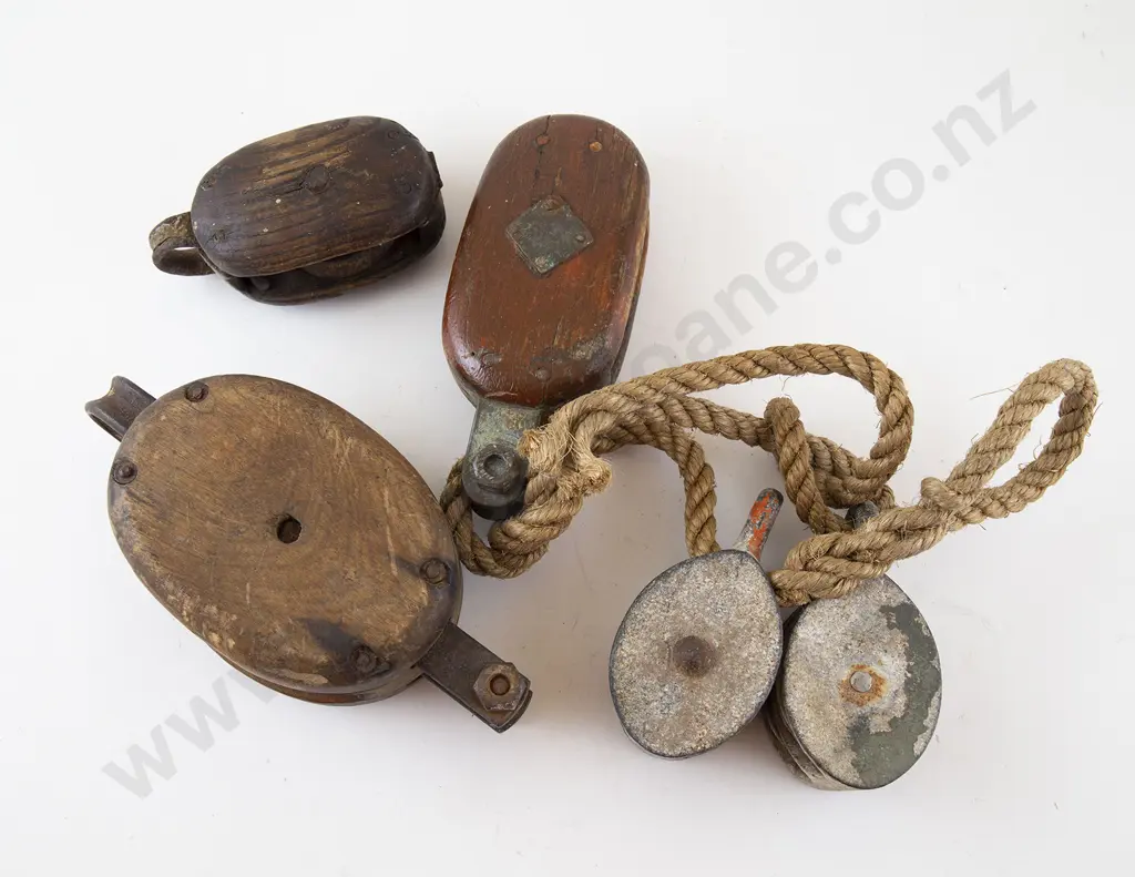 Five Various Small Shipping Pulleys Image 1++