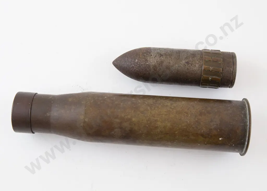 Brass Shell Casing 37mm 1942 with steel tip Image 1++