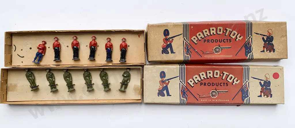 Two Boxed Sets Parro-Toys Products NZ Soldiers Image 1++