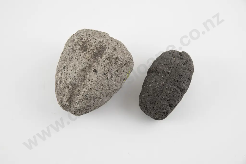 Two Sinker stones Image 1++