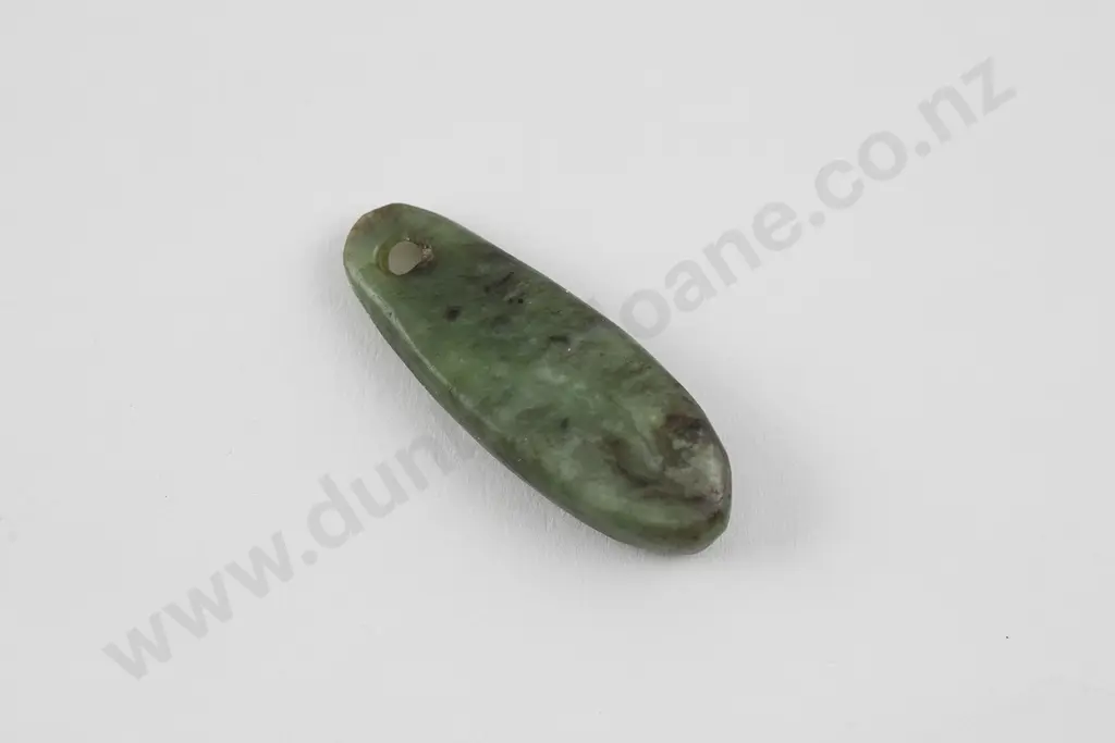 Small Pounamu Pendant Image 1++