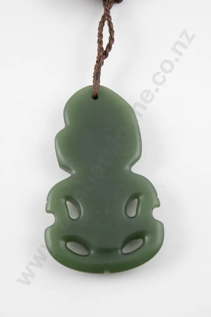 Pounamu Hei-Tiki Image 1++