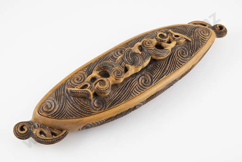 Wakahuia carved by Rangi Redman Image 1++