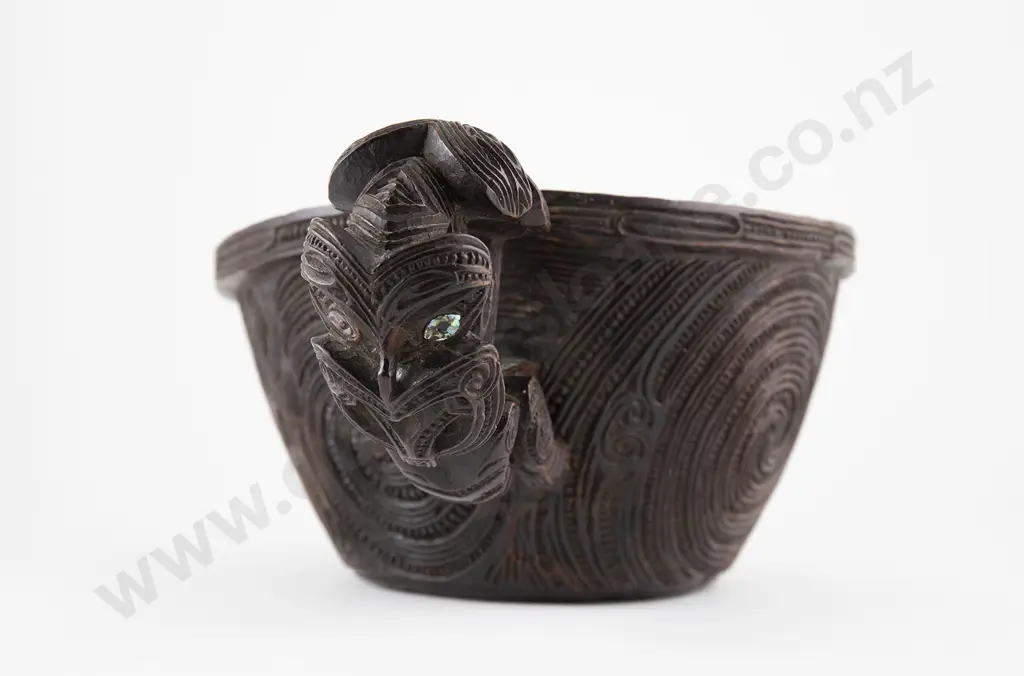 Kumete ( Food Bowl) Image 1++