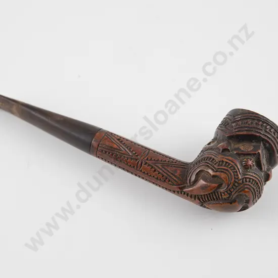 Neke Kapua (Attributed) Ngati Tarawhai carved Maori pipe
