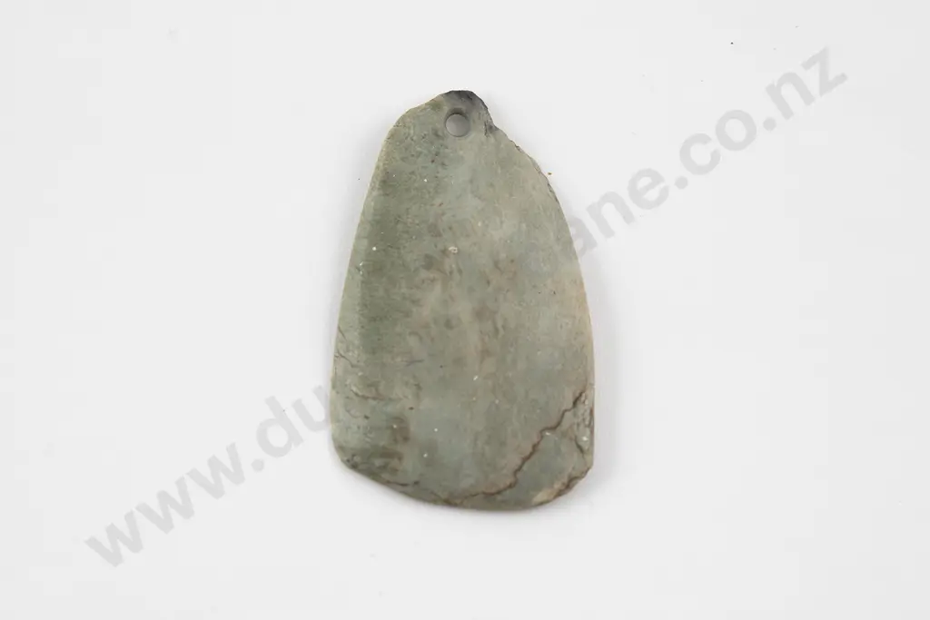 Small Pounamu Pendant Image 1++