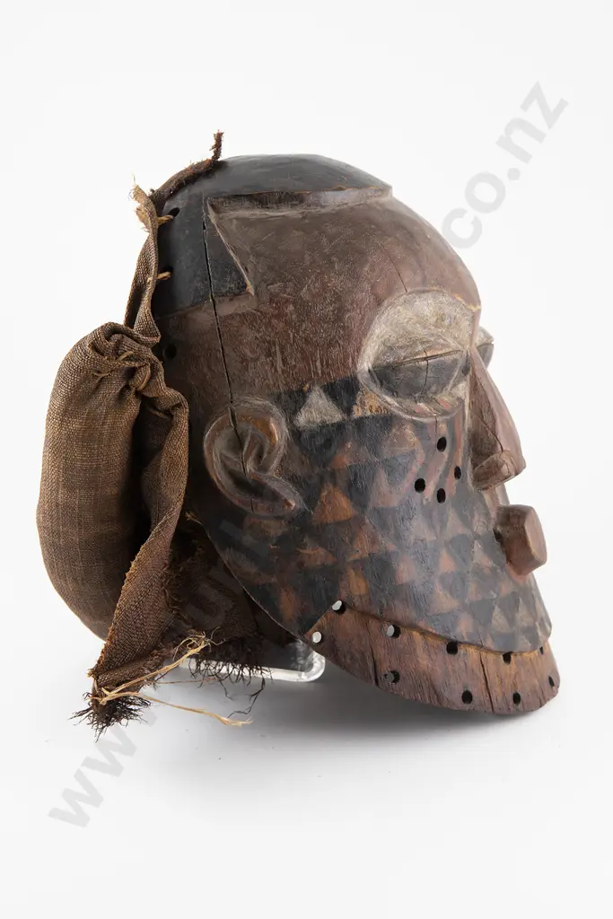 Kuba Mask Image 1++