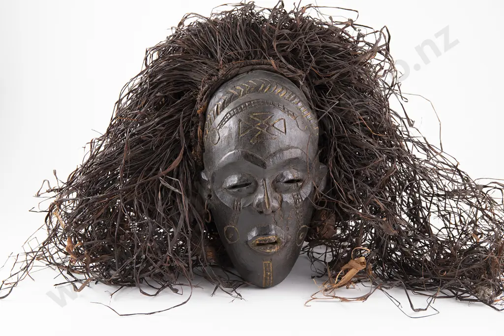 Chokwe Mask Image 1++