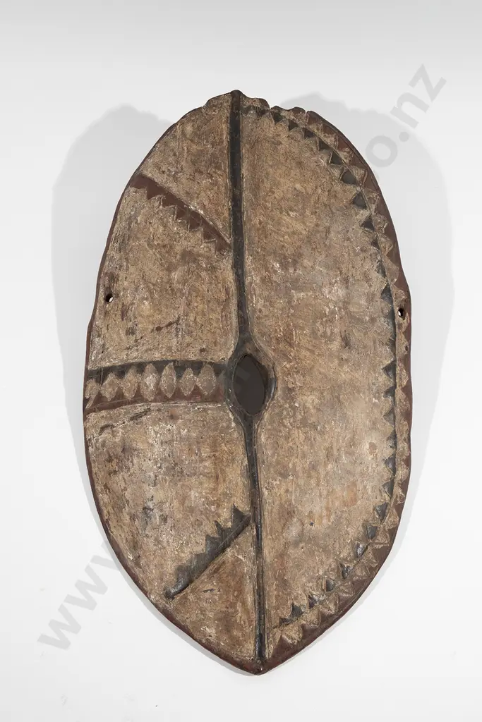 A Central Kenya Kikuyu Dance Shield Image 1++