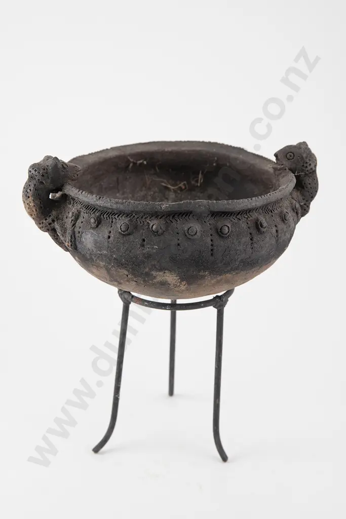 Papua New Guinea pottery bowl Image 1++
