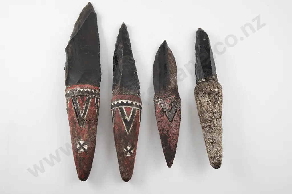Four Papua New Guinea Obsidian knives Image 1++