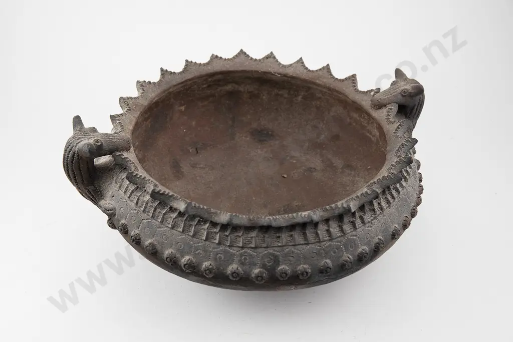 Papua New Guinea pottery bowl Image 1++