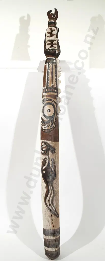 Papua New Guinea ancestral totem pole Image 1++
