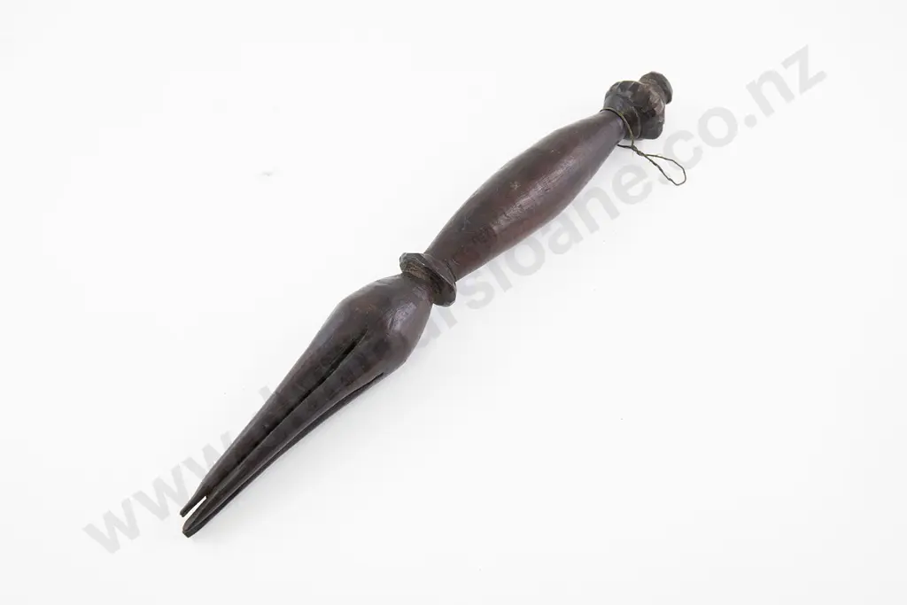 Rare 18th Century Fijian Ceremonial Fork Image 1++