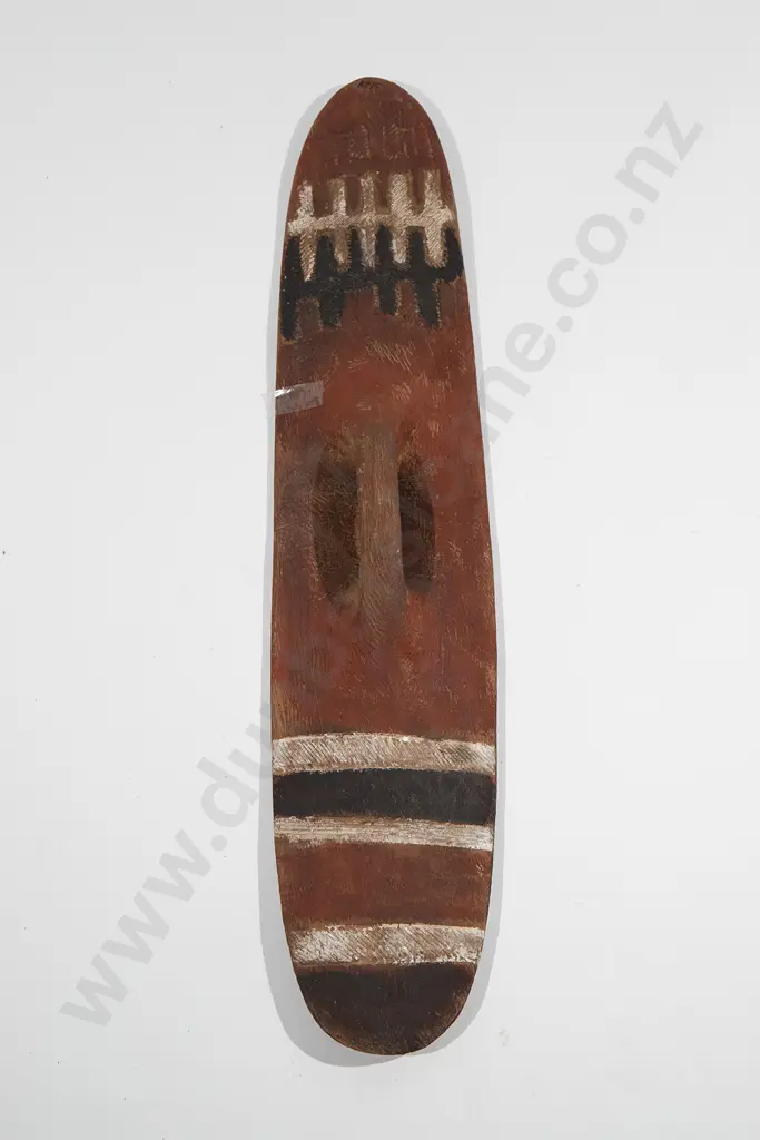 A Good Australian Aboriginal late 19th Century Gulmari Softwood Shield Image 1++