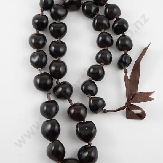 Kukui Nut Lei