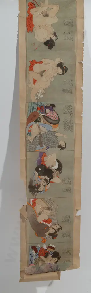 A Japanese  Meiji  Period Shunga Scroll Image 1++
