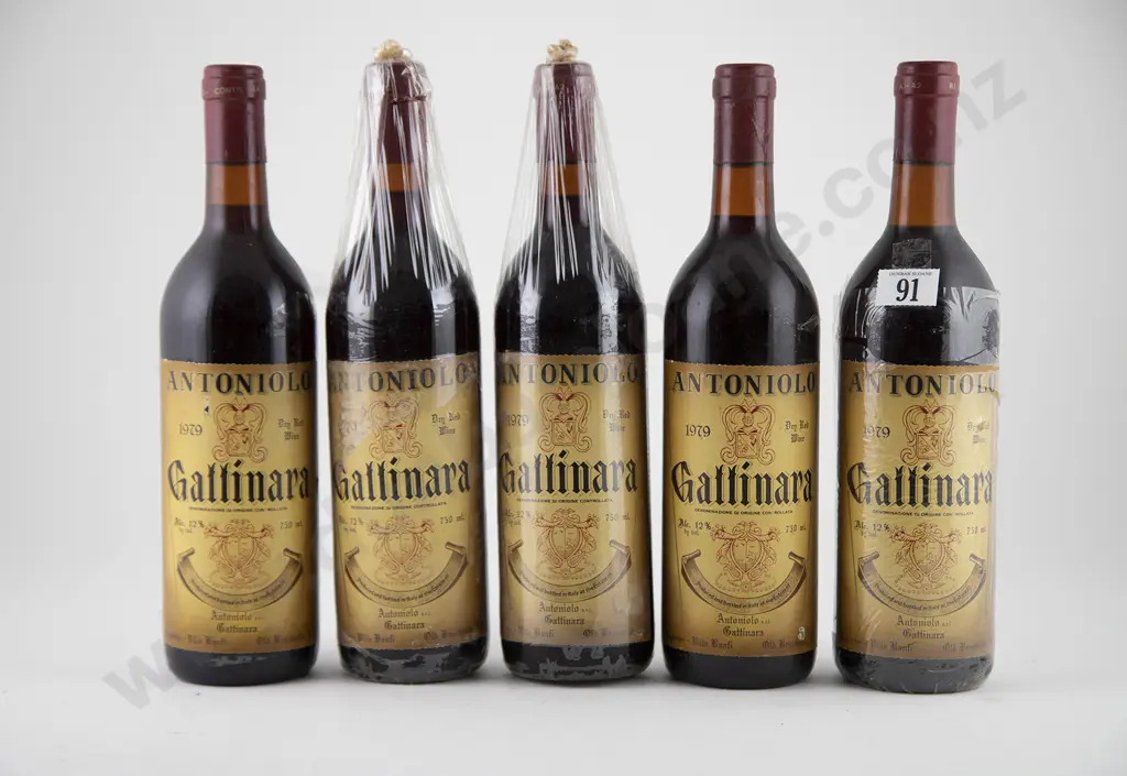 5 bottles 1979 Antoniolo Gattinara Image 1++