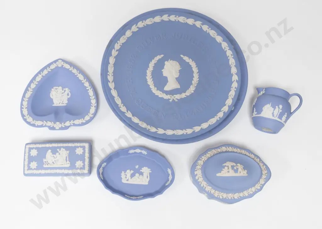 Seven Pieces of Wedgewood Image 1++