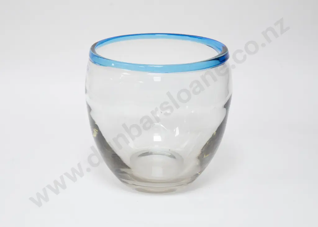 Large Art Glass Vase Image 1++