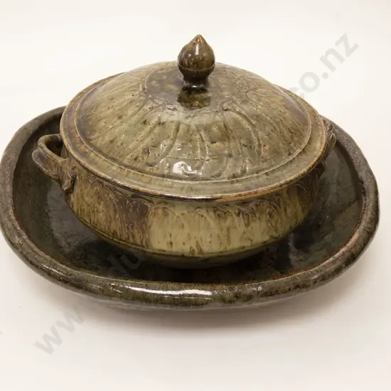 NZ Pottery Lidded Casserole Dish and Other Table Bowl