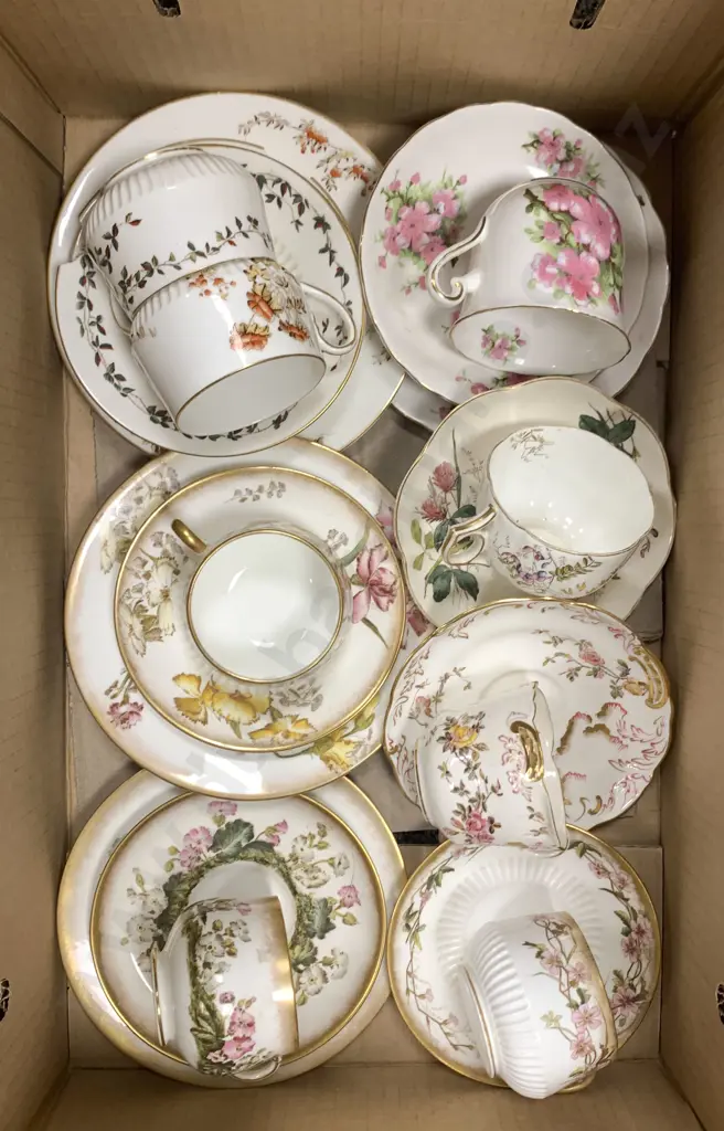 Box of Assorted Fancy Tea China Image 1++