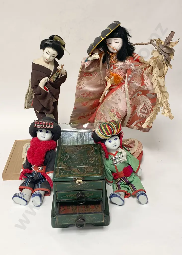 Box of Assorted Asian Ornaments incl. Dolls Image 1++