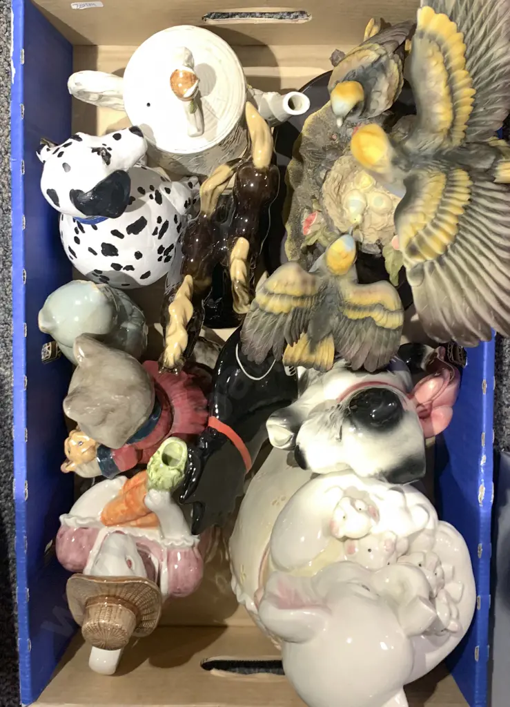 Box of Assorted Animal Ornaments Image 1++