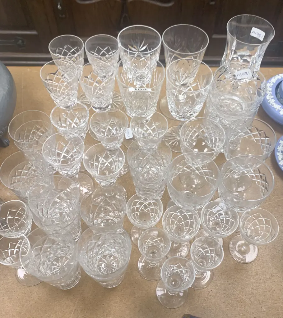 Quantity of Assorted Crystal Drinking Glasses Image 1++