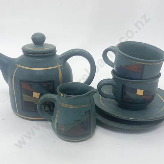 Pottery Part Tea Set