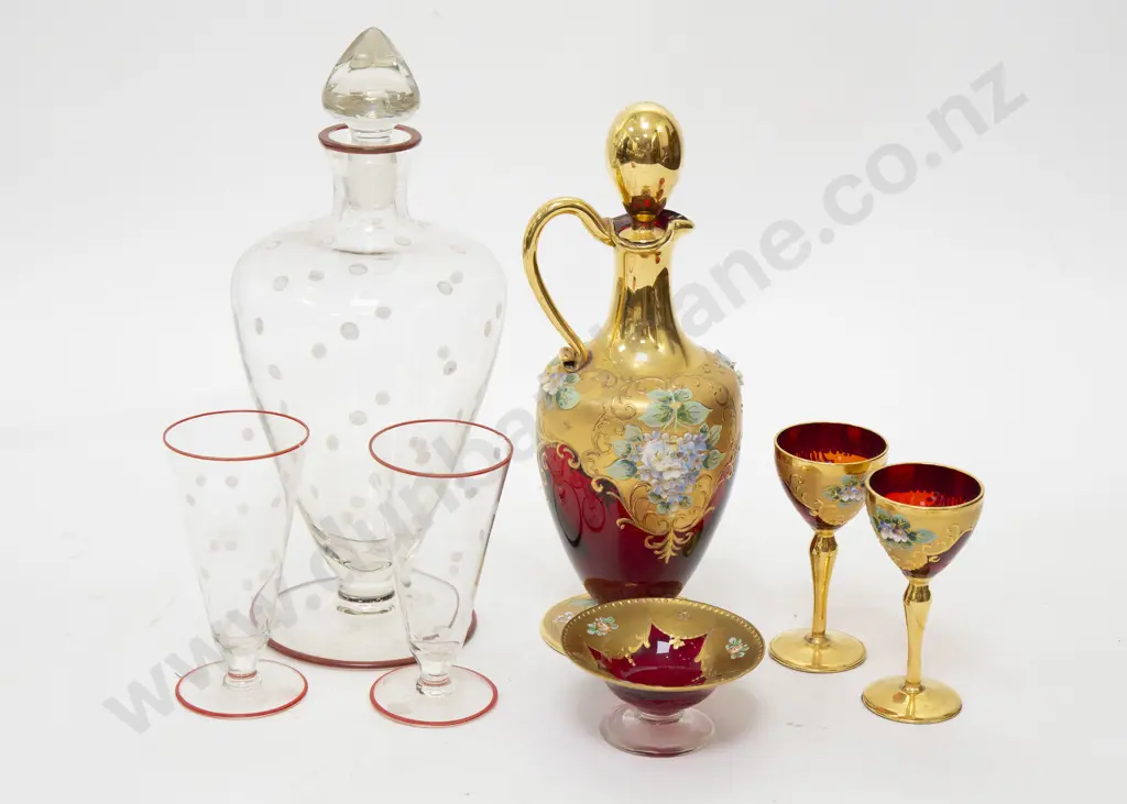 Small Box of Venetian Glassware and Art Deco Decanter and Glasses Image 1++