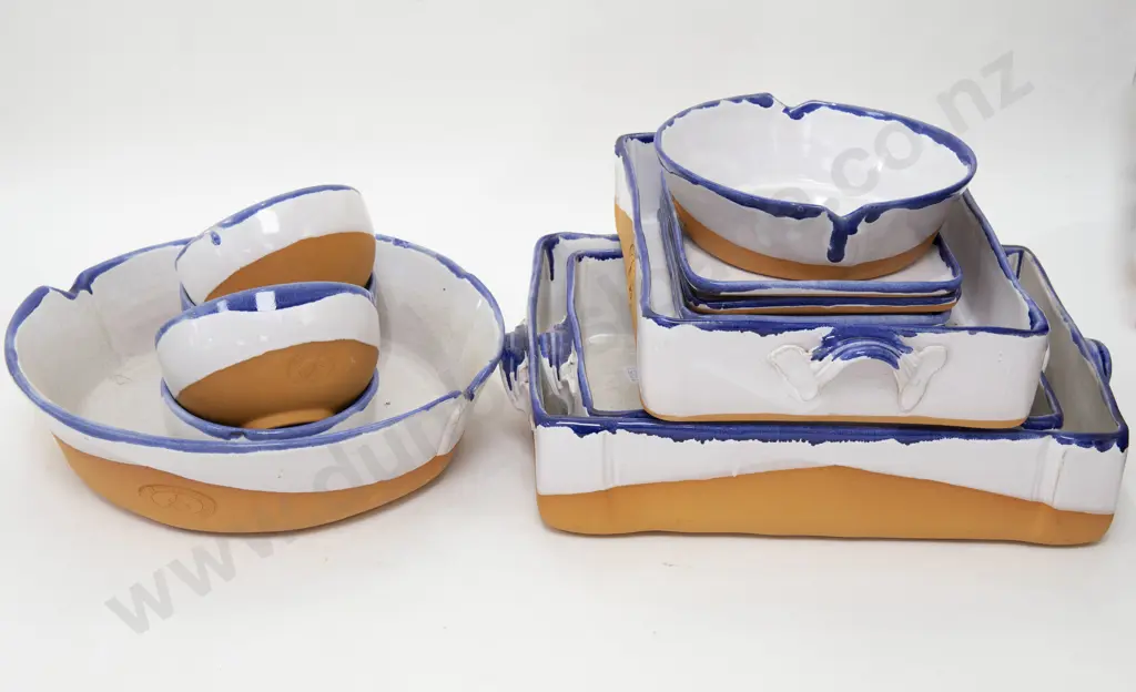 Quantity of Morris & James Matakana NZ Pottery Kitchen Servingware Image 1++