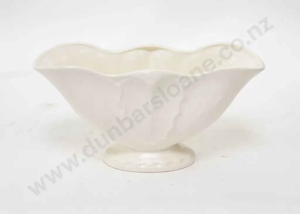 Crown Lynn White Glazed Pottery Vase Image 1++