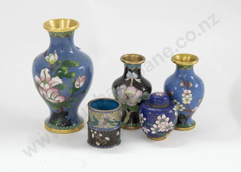 Small Quantity of Assorted Cloisonné Image 1++