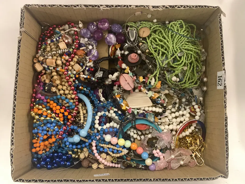 Box of Assorted Costume Jewelry Image 1++
