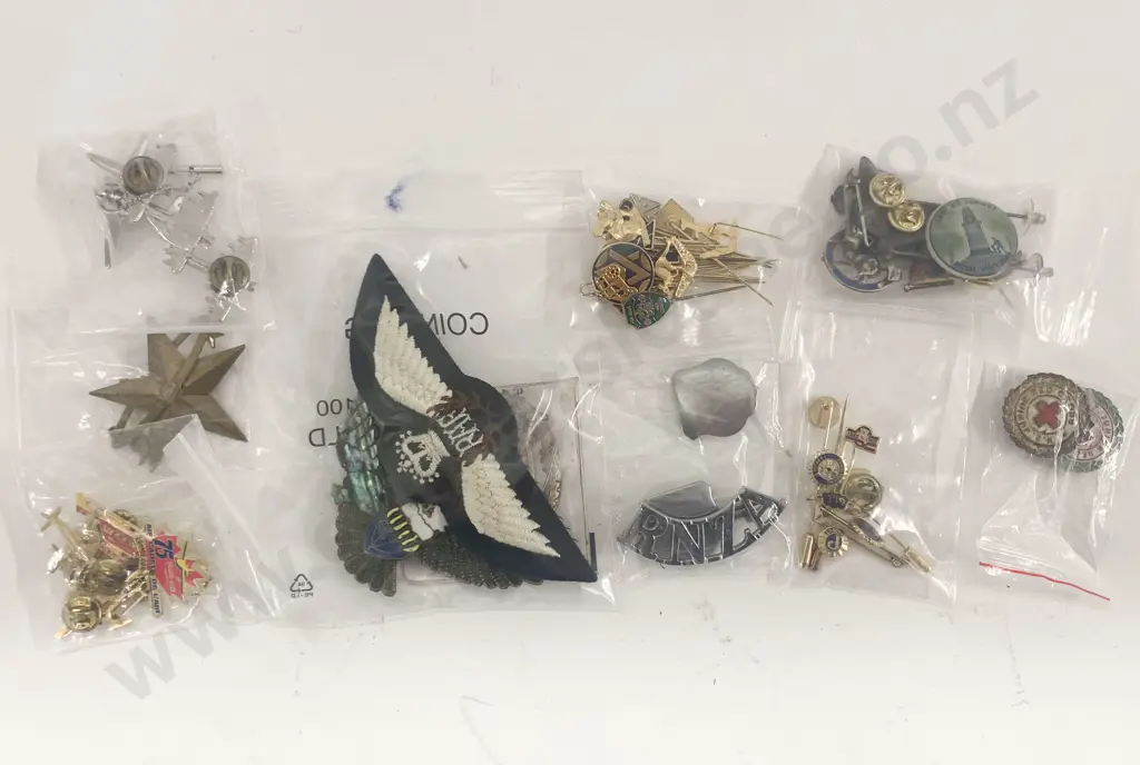 Bag of Assorted Badges and Pins etc. incl. Military Image 1++