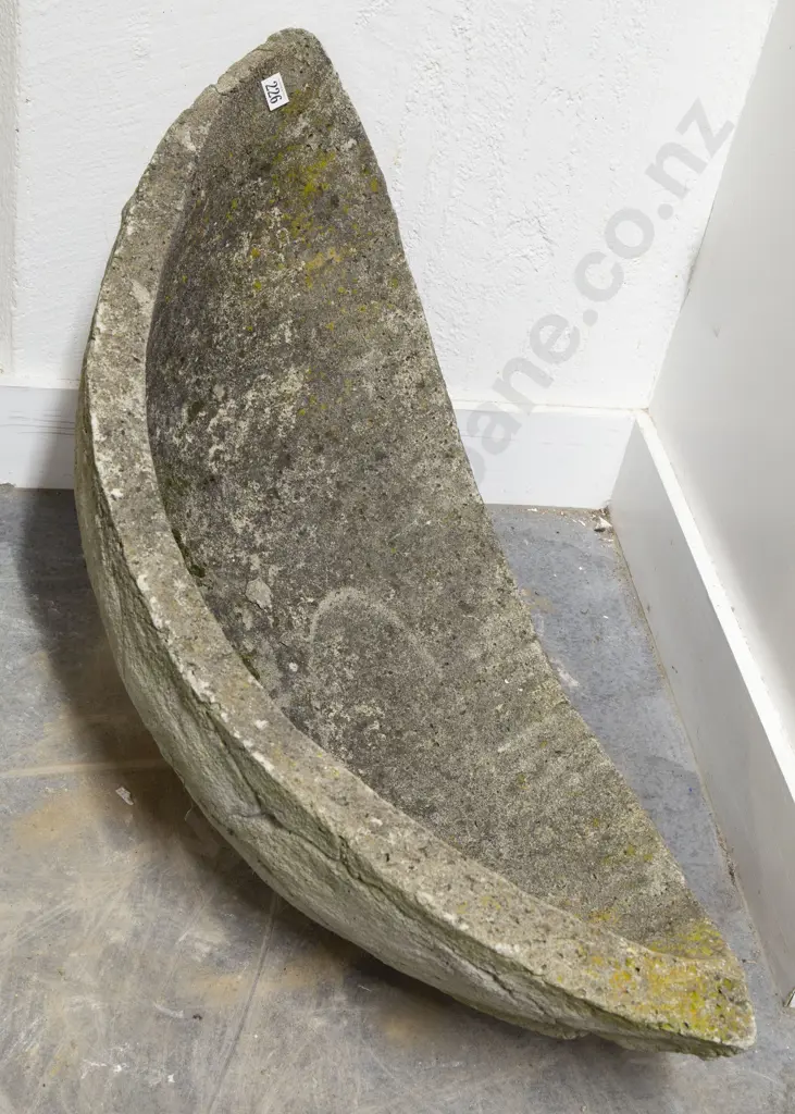 Hec Arona Composition Boat-Shaped Garden Trough Image 1++